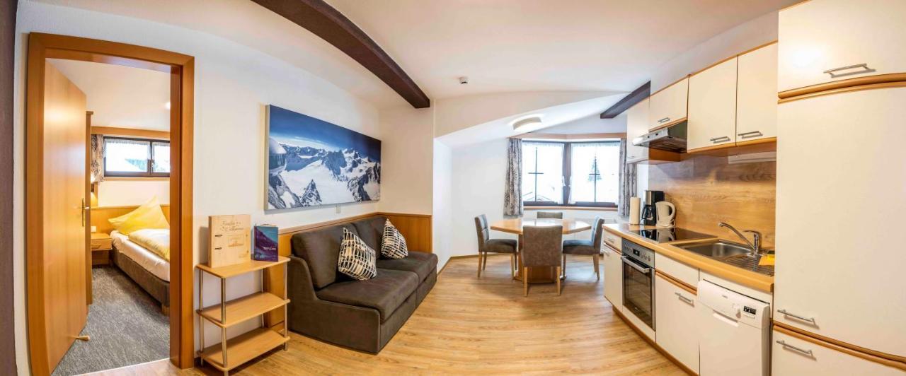 Hotel Almhof-Reithof Pitztal Sankt Leonhard im Pitztal Exterior foto